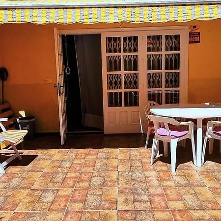 Apartmán Mar Azul Primera Linea De Mar, Casa Privada Con Patio Y Solarium 