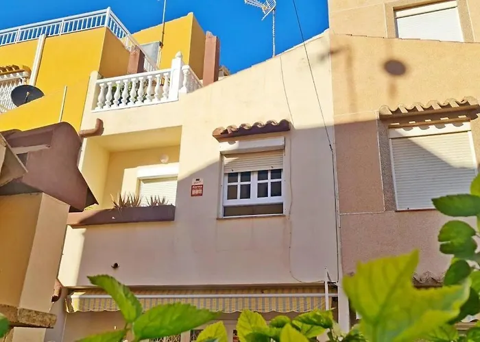アパート En Primera Linea De Mar, Casa,patio Solarium 