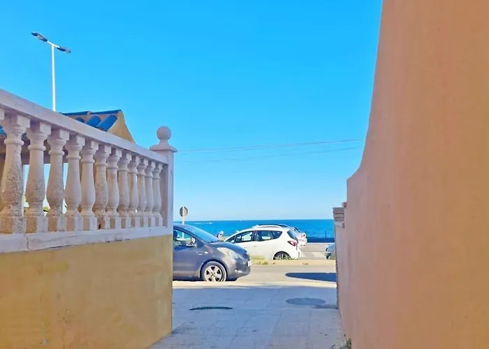 アパート En Primera Linea De Mar, Casa,patio Solarium 